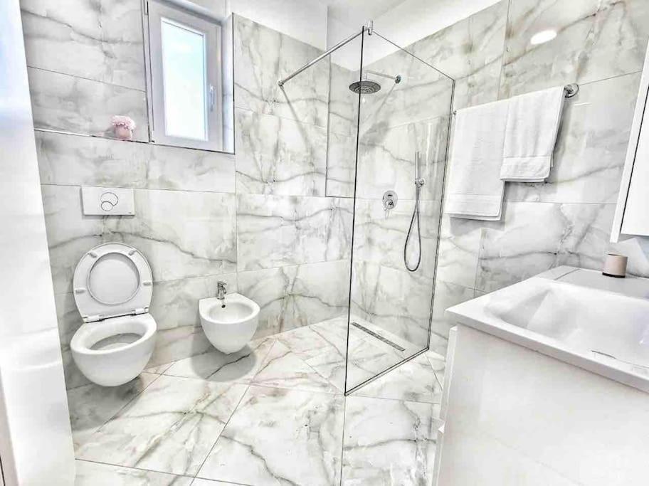 53° Bs Skanderbeg City Center Comfort Tiranë Luaran gambar